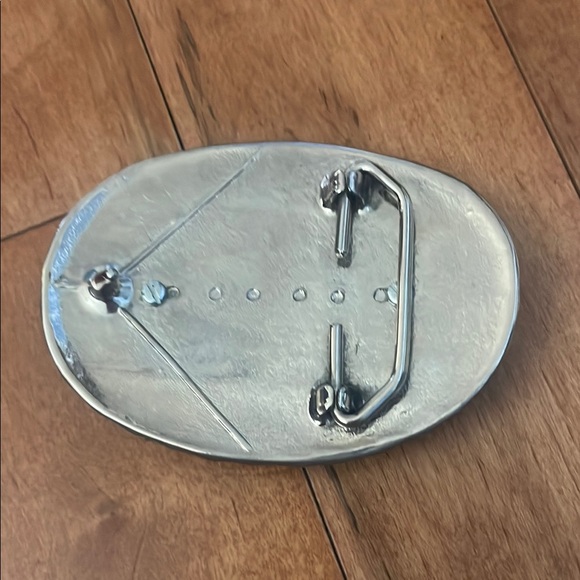 Silver Oval Belt Buckle - Picture 2 of 2